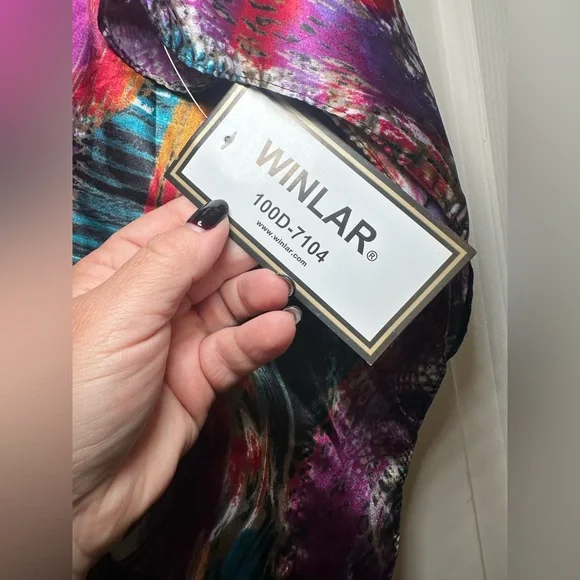 Winlar Multicolored Jewel Print Satin Caftan One Size‎ Made in India NWT. - Picture 3 of 6